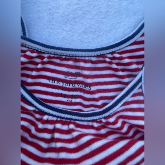 Vineyard Vines Bubble Romper - Picture 4 of 5